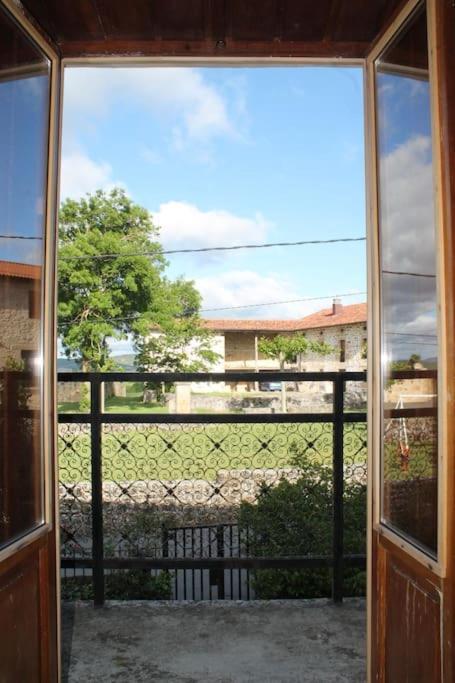 Kukuma Etxea Habitaciones Con Derecho A Cocina Galarreta Екстериор снимка